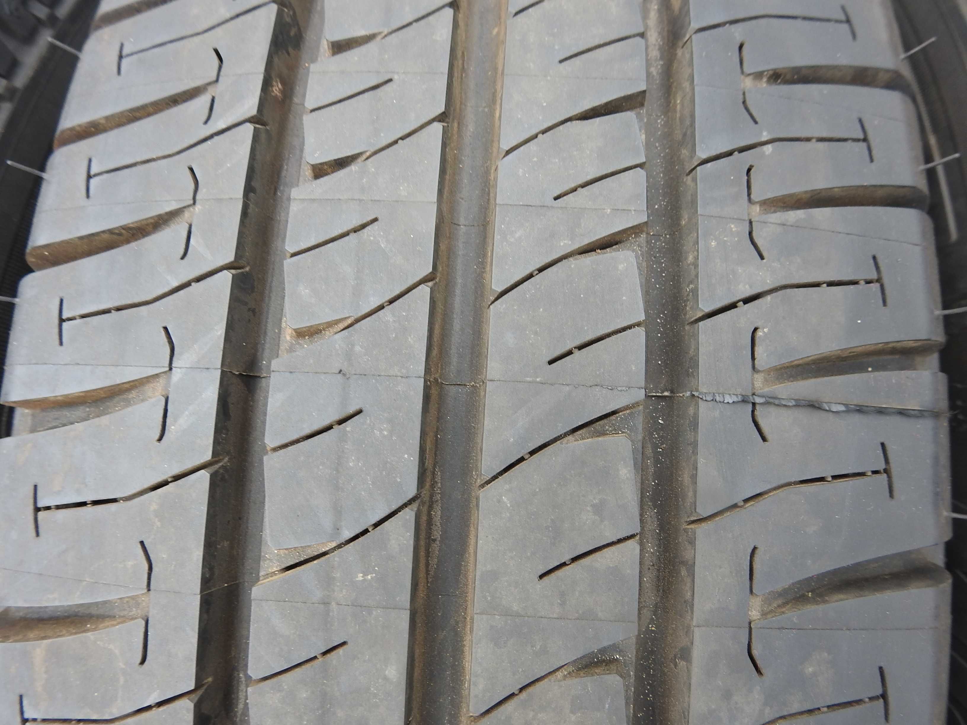 4x 215/60R17C Michelin Agilis  109/107T 2022 rok, NOWE