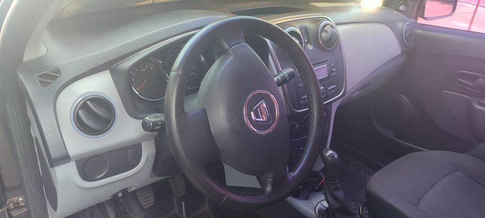 DACIA    Sandero
