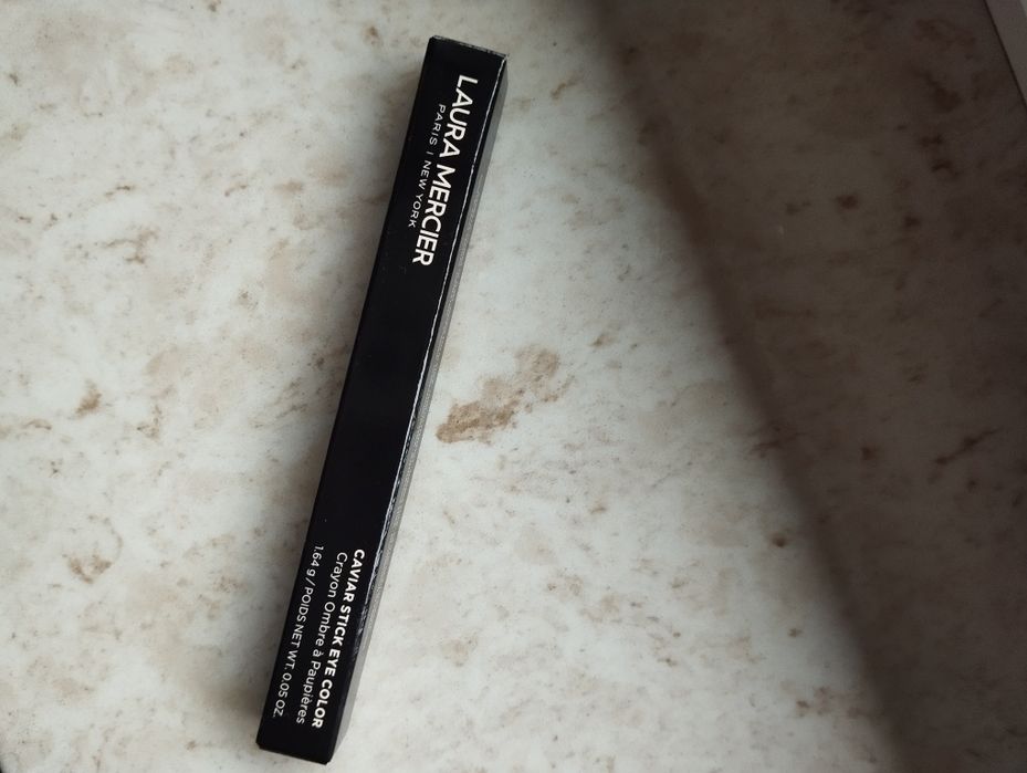 Cień kremowy w kredce Laura Mercier burnished bronze