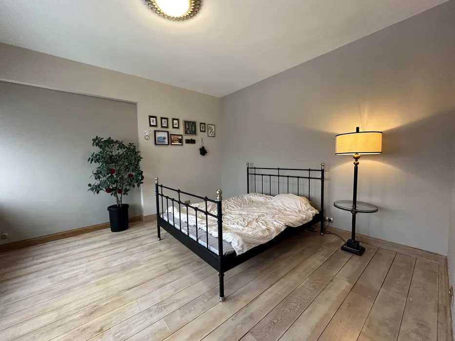 Продаж  4х.кв Туровська 31. Ціна 300 000 $