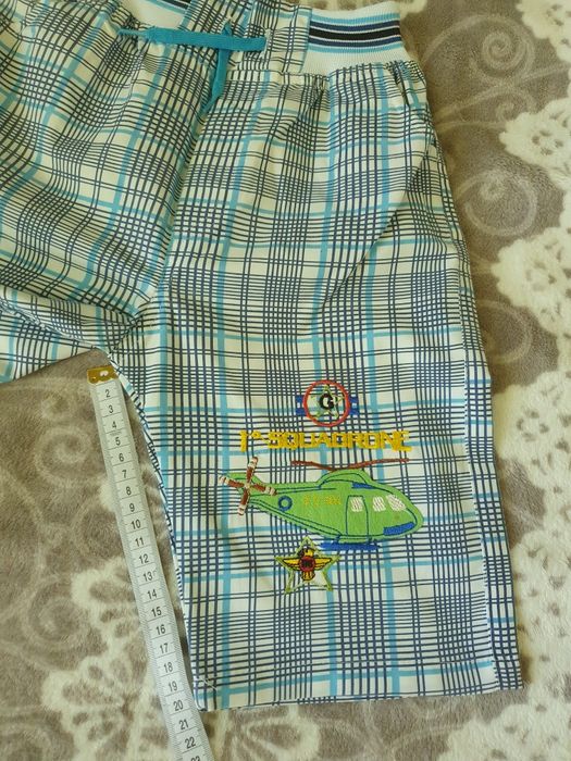 Krótkie spodenki 128