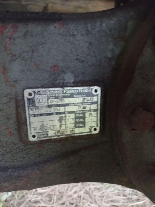 Екскаватор Liebherr 914 А, або окремо деталі