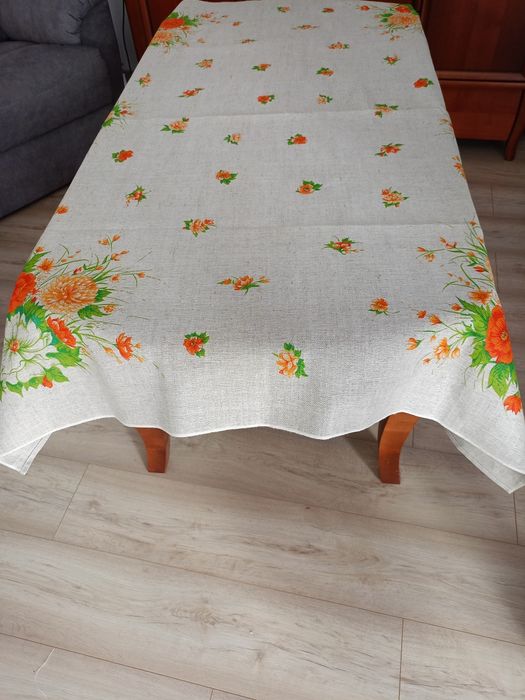 Lniany obrus -PRL nowy z metką