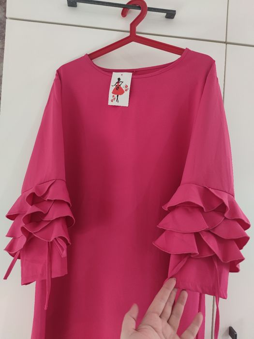 Сукня жіноча, дуже гарна, 54 розмір