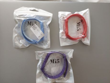 Vendo braceletes pulseira de actividade Xiaomi Mi Band 5.
NOVAS