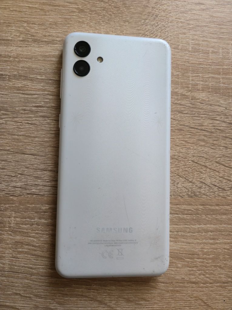 Samsung galaxy a04