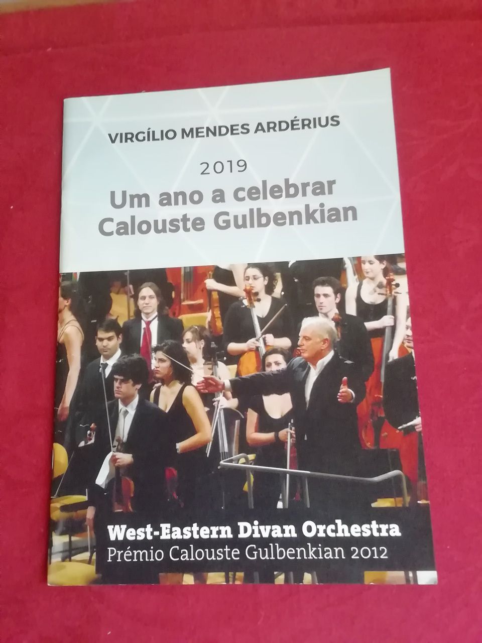 Revista de Virgílio Mendes Arderius