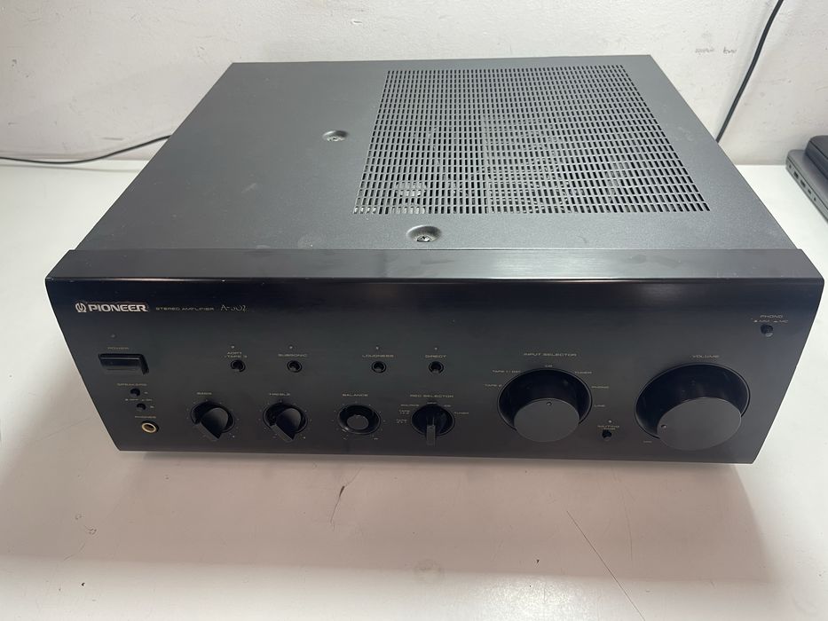 Pioneer A-602 amplificador