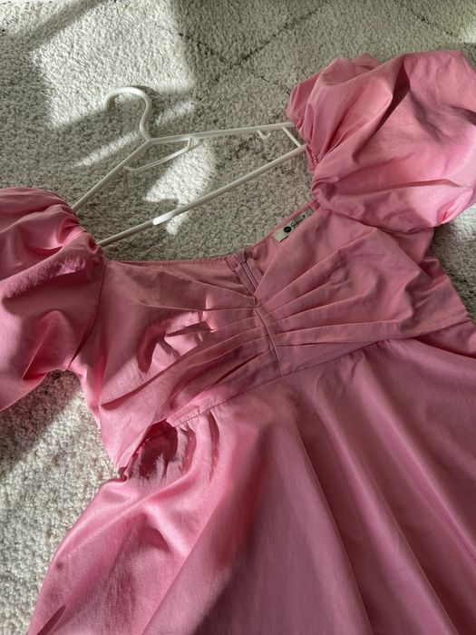 Рожева сукня Барбі зифірка