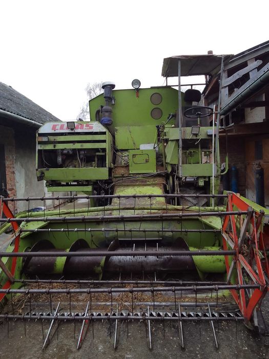 Продам комбайн клас