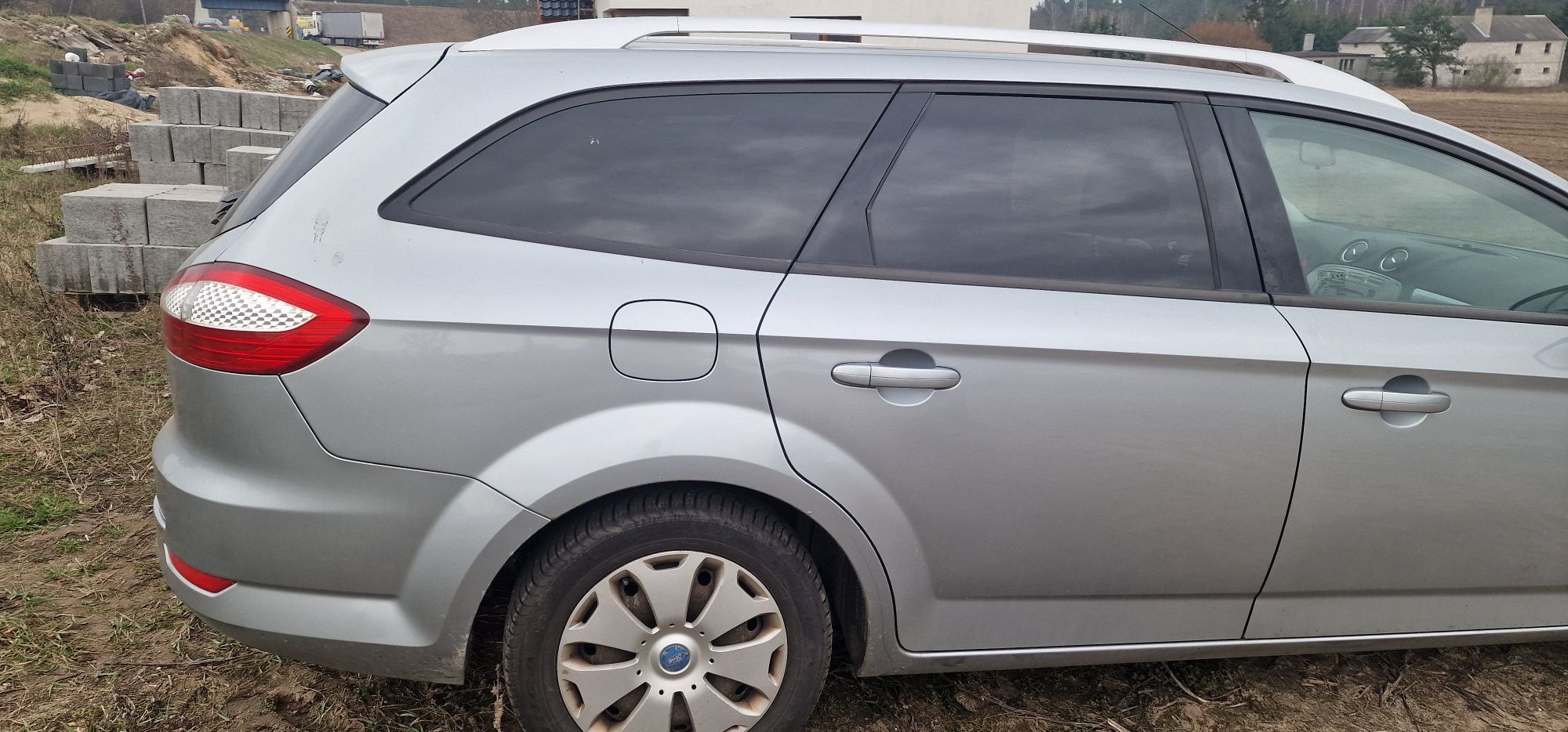 Mondeo mk4 76 x6 e6  drzwi  silnik 2.0 16v 2.0 tdci kratki nawiewow