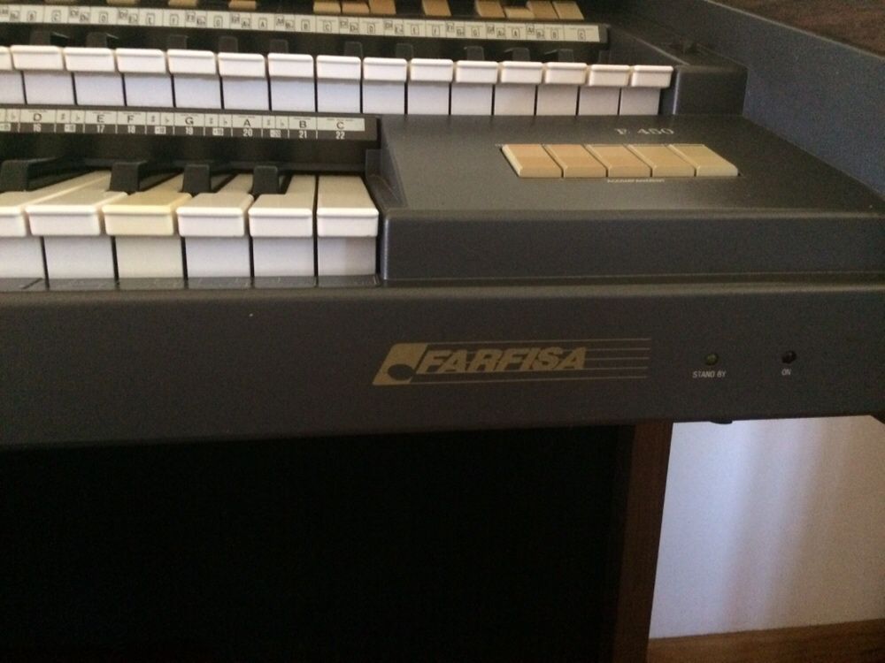 Piano (Orgão) Farfisa