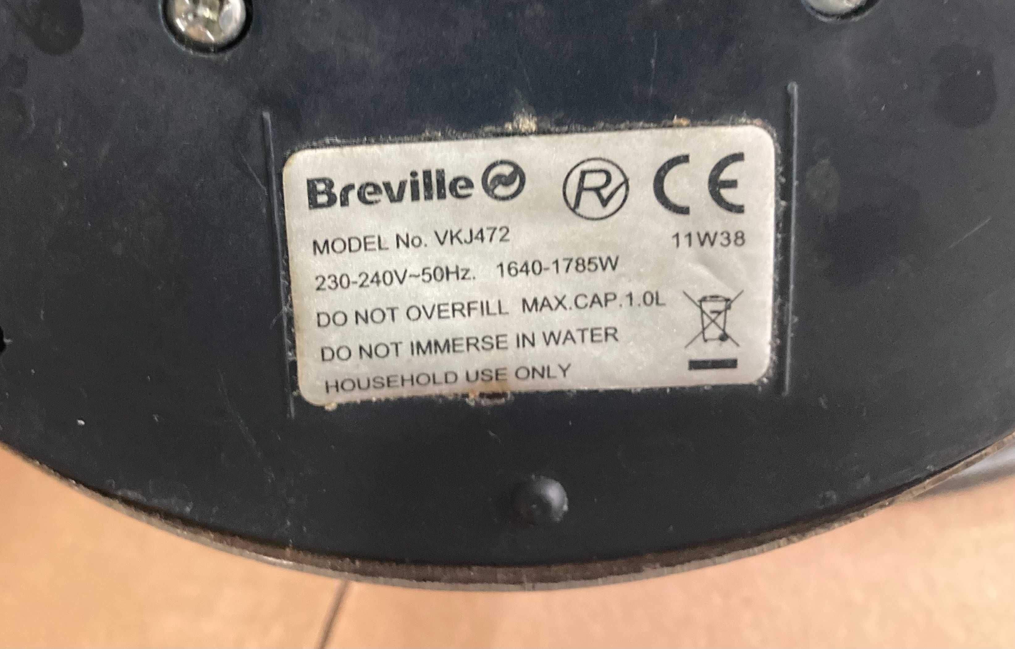 Електричний чайник Breville VKJ472