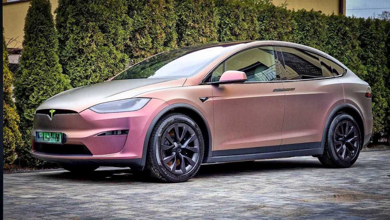 Tesla Model X 2023 - Prestiżowy wynajem na ślub i więcej!