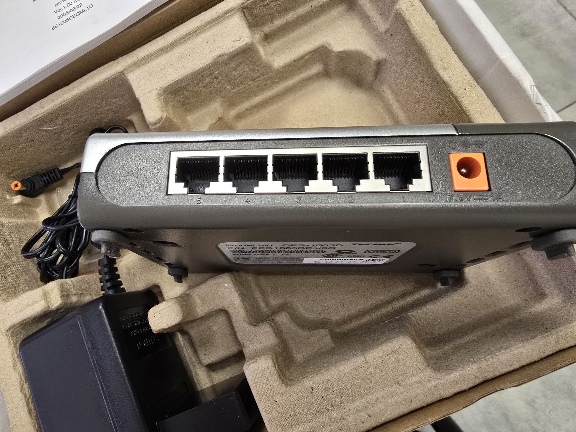 Світч 5 портів D-Link DES-1005D