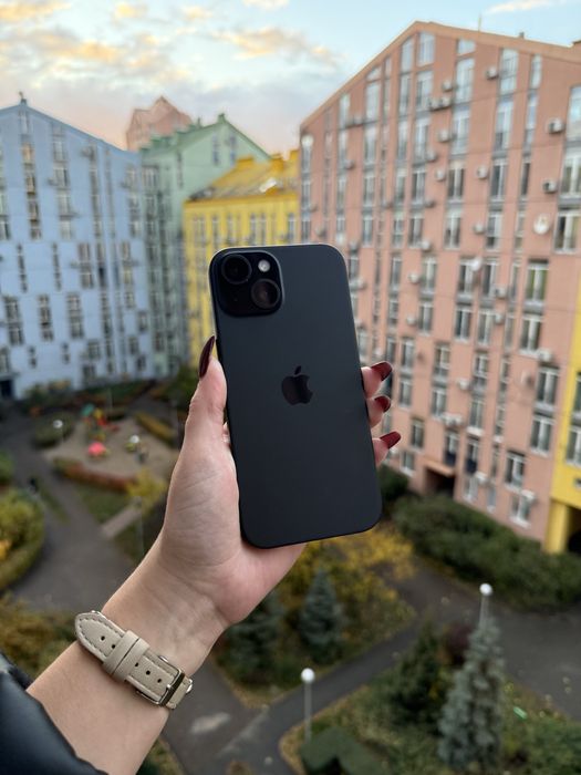 95% Аккум iPhone 15 Black 128Gb Физ Сим айфон