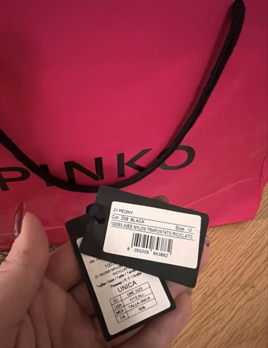 Czarna pikowana torebka Pinko