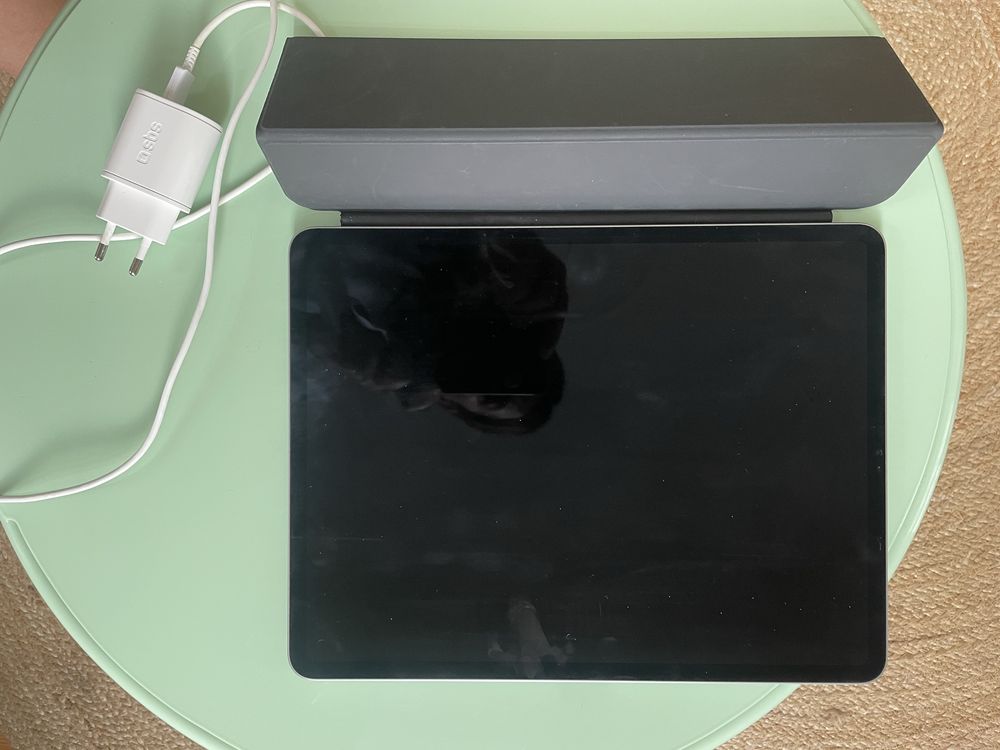 iPad Pro (12,9", 6ª geração) MNXR3TY/A (256 GB)