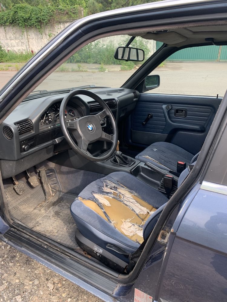 Продам BMW e30, 318i 1986