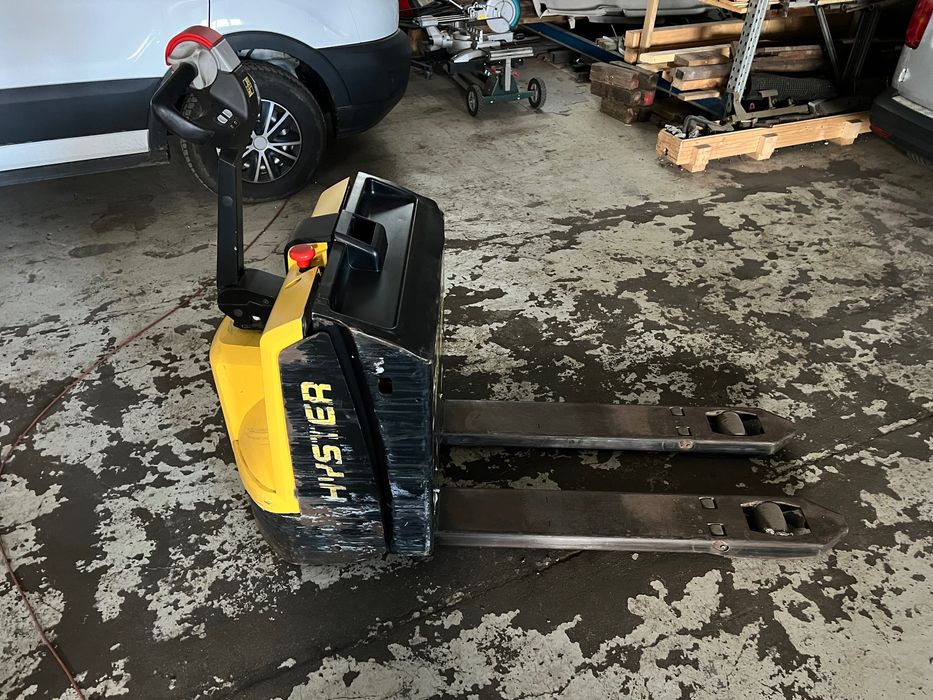 Wózek paletowy elektryczny Hyster P 1.6 – 2017 r., 1600 kg, 5500 mth