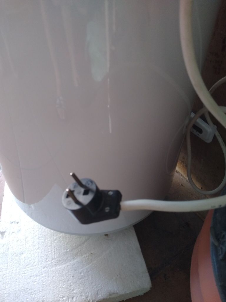 Bojler elektryczny Tesy 2000W