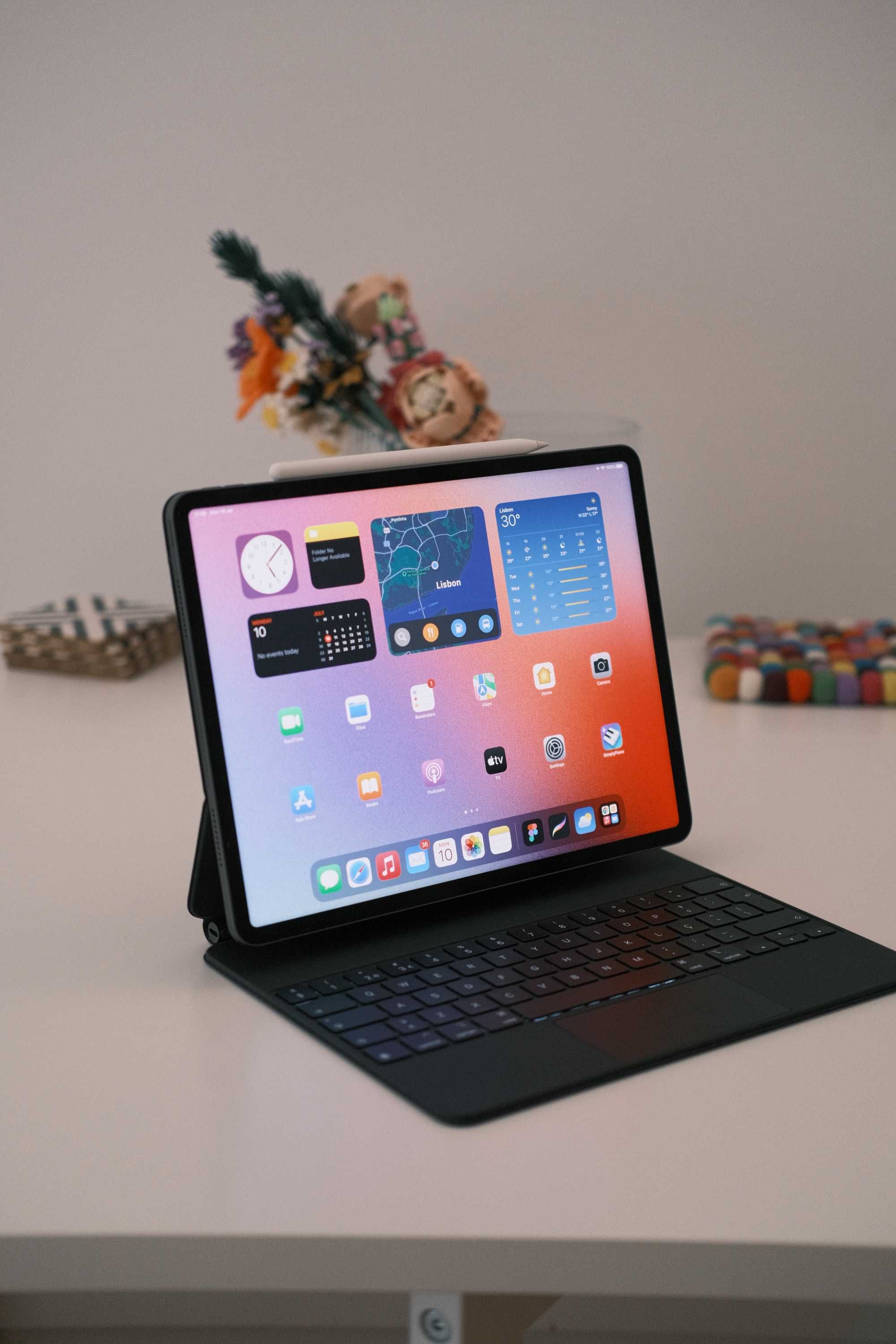 iPad Pro Wi-Fi de 12,9 polegadas 512 GB com Pencil e Keyboard