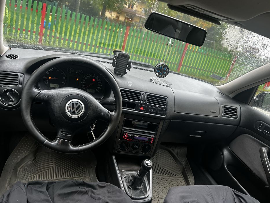 VW Bora 1.6 SR 2000r!! Ladna !! Okazja!!