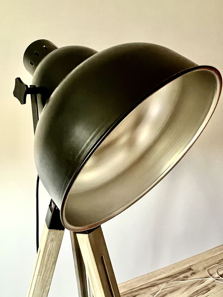 Lampa stojąca drewno metal industrialna nowoczesna