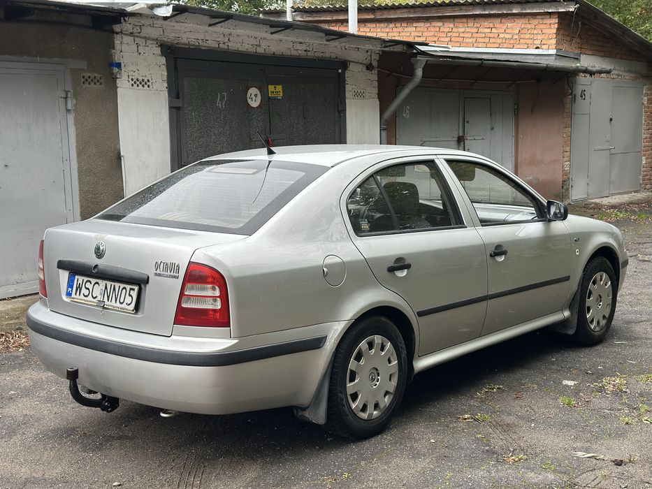 Шкода Октавіа Тур 1.9 TDi 2005 рік