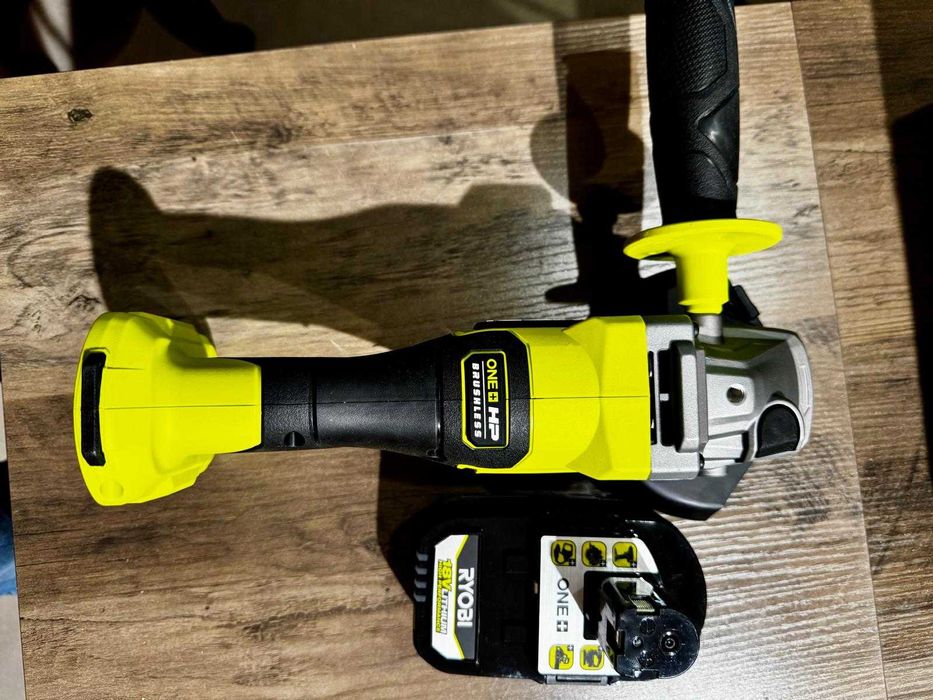 Szlifierka kątowa Ryobi 18V 4Ah bezszczotkowa PBLAG01K1 flex diax