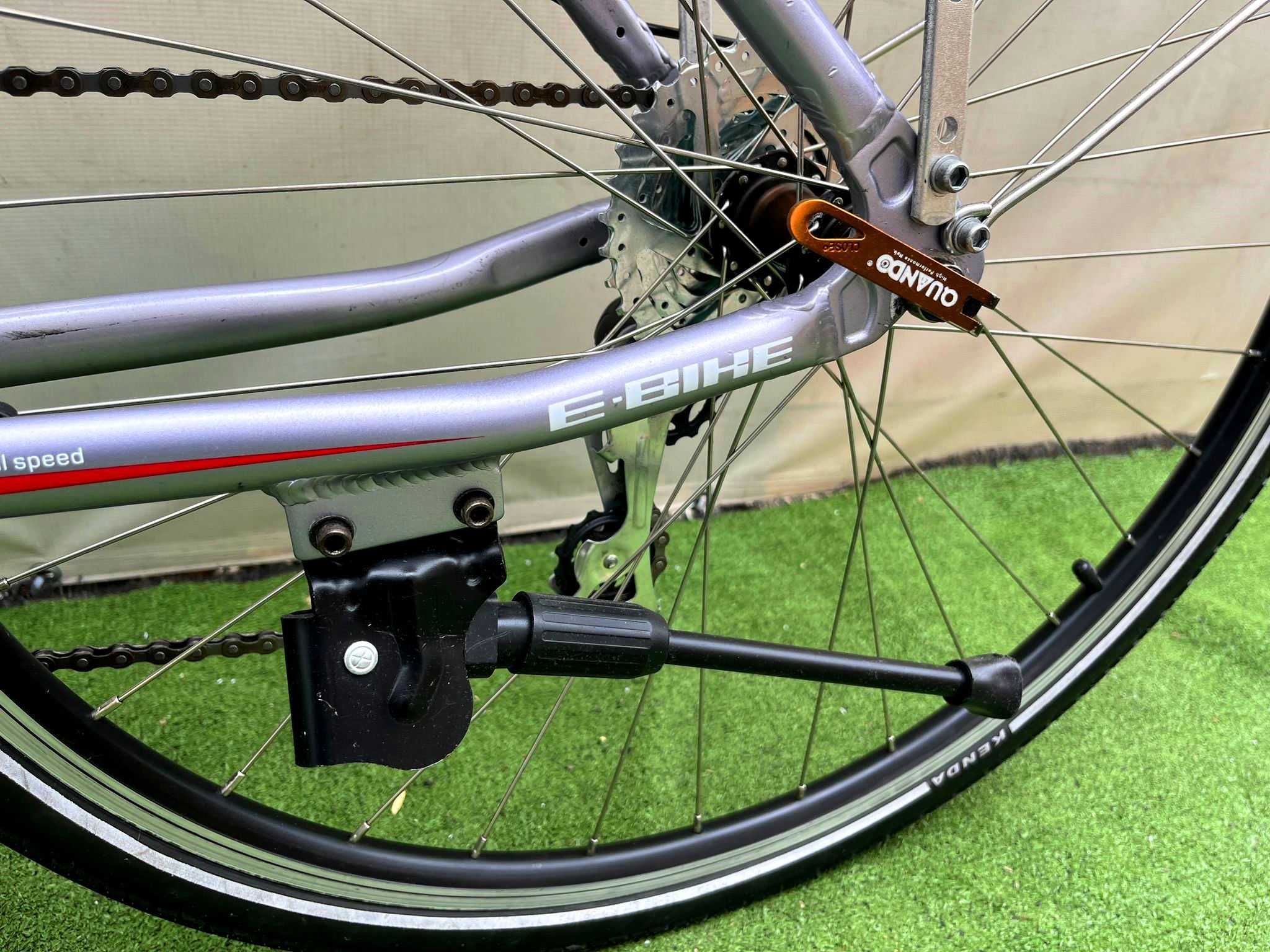 *Elektryczny COMET E-TOTEM* Koła 28" Shimano ACERA BAFANG
