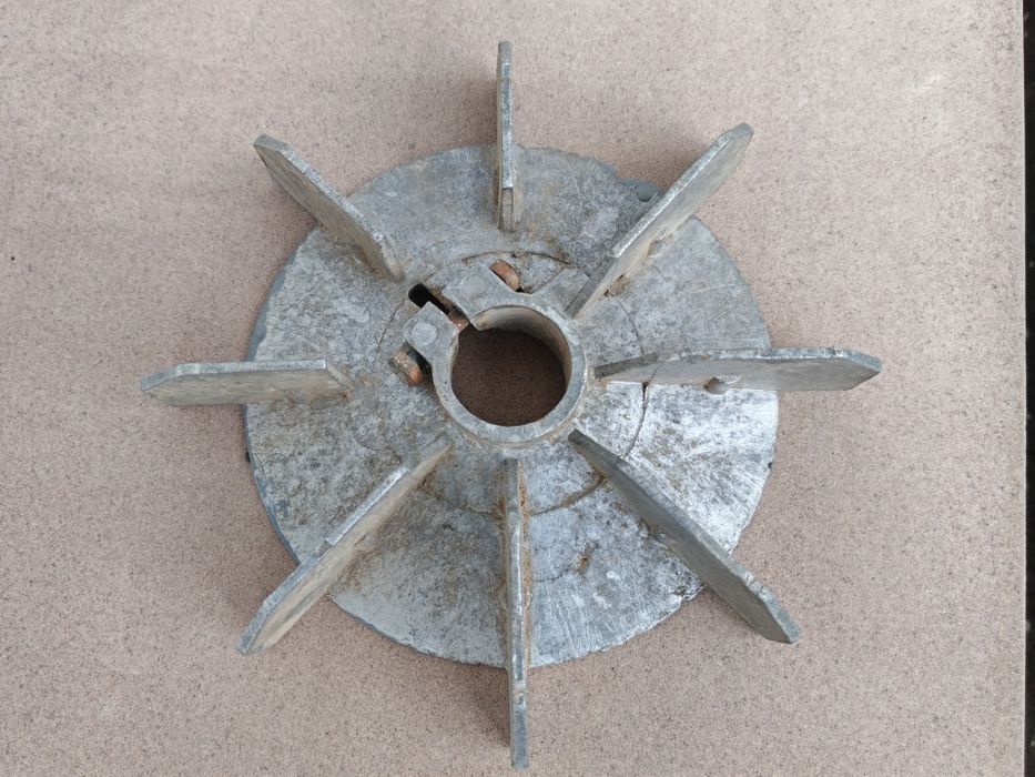 Крильчатка охолодження електро двигуна