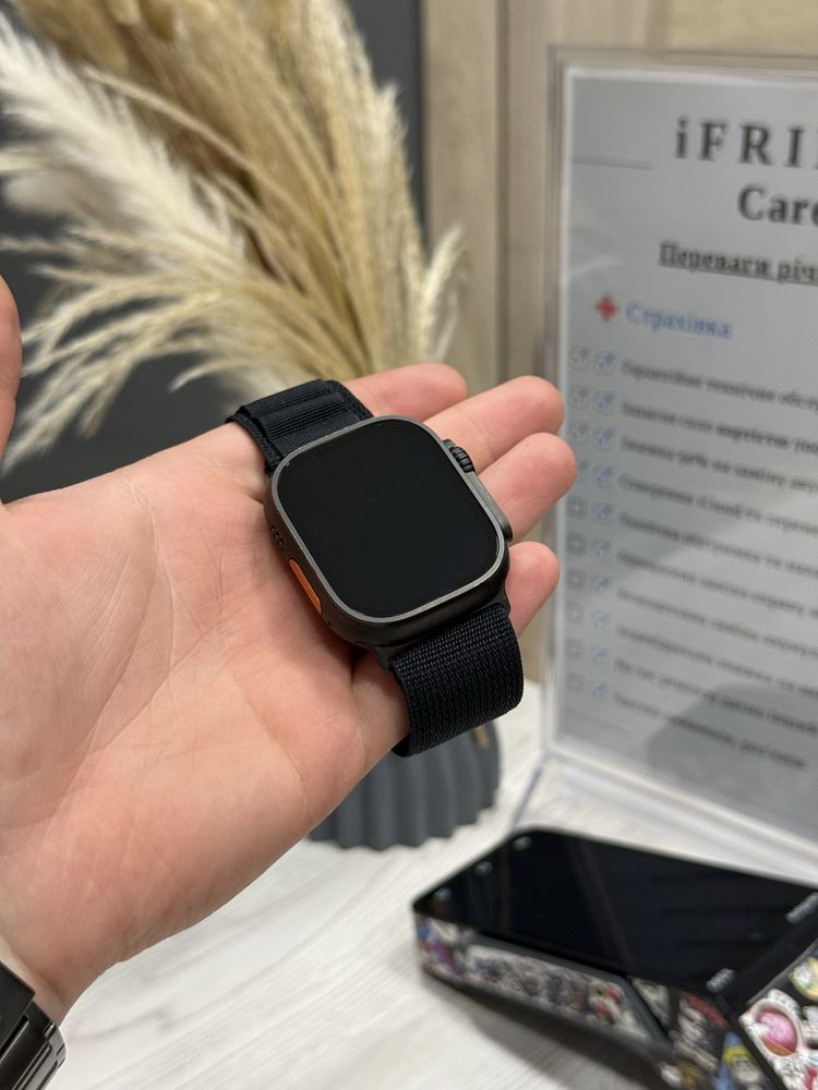 Apple watch Ultra 2 49mm black titanium.