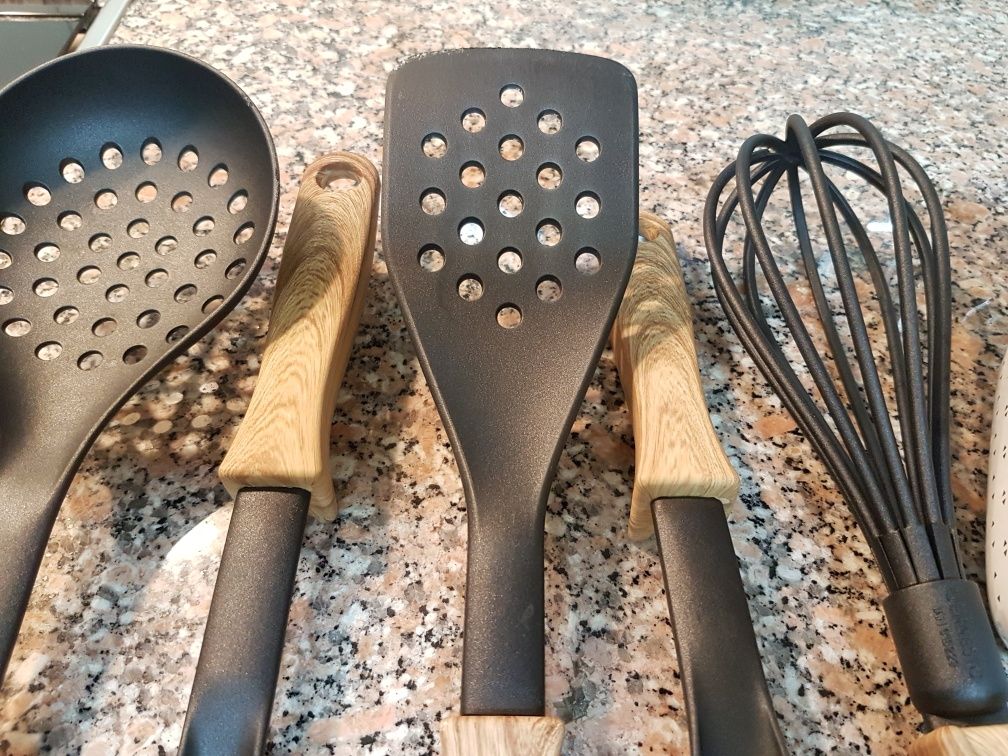 Vendo utensílios cozinha como  novos