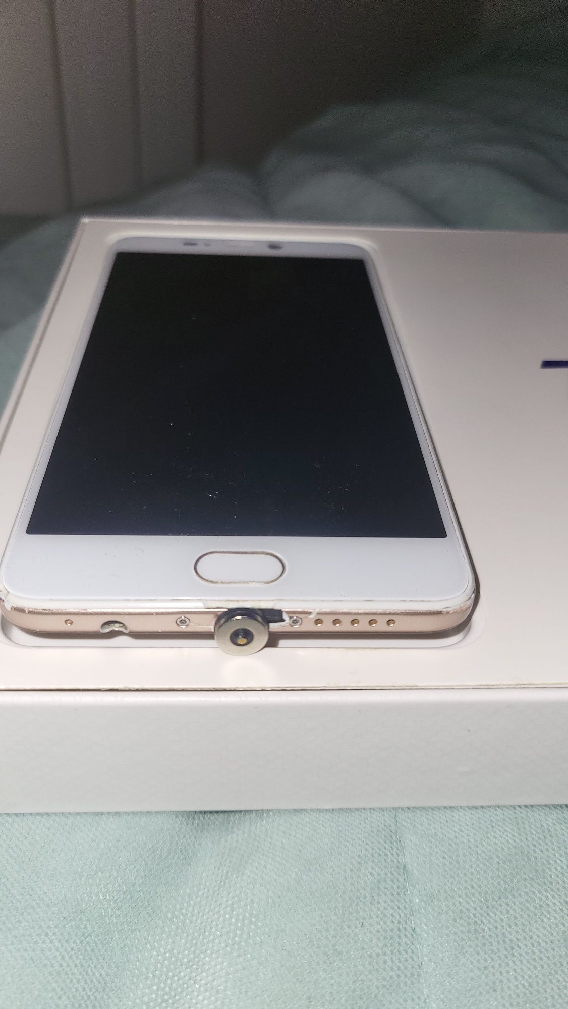 Смартфон, мобільний телефон Leagoo T5