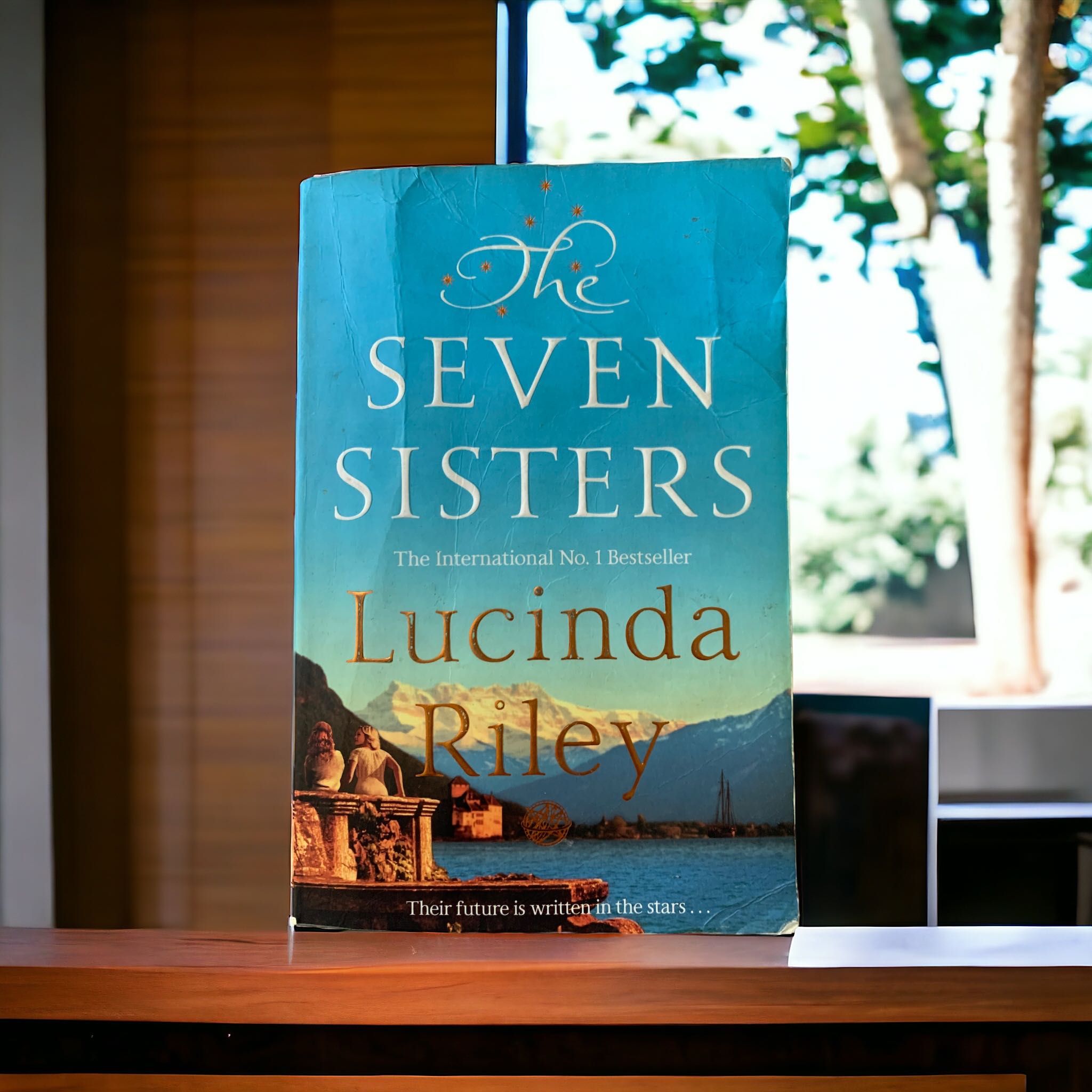 The Seven Sisters, Lucinda Riley