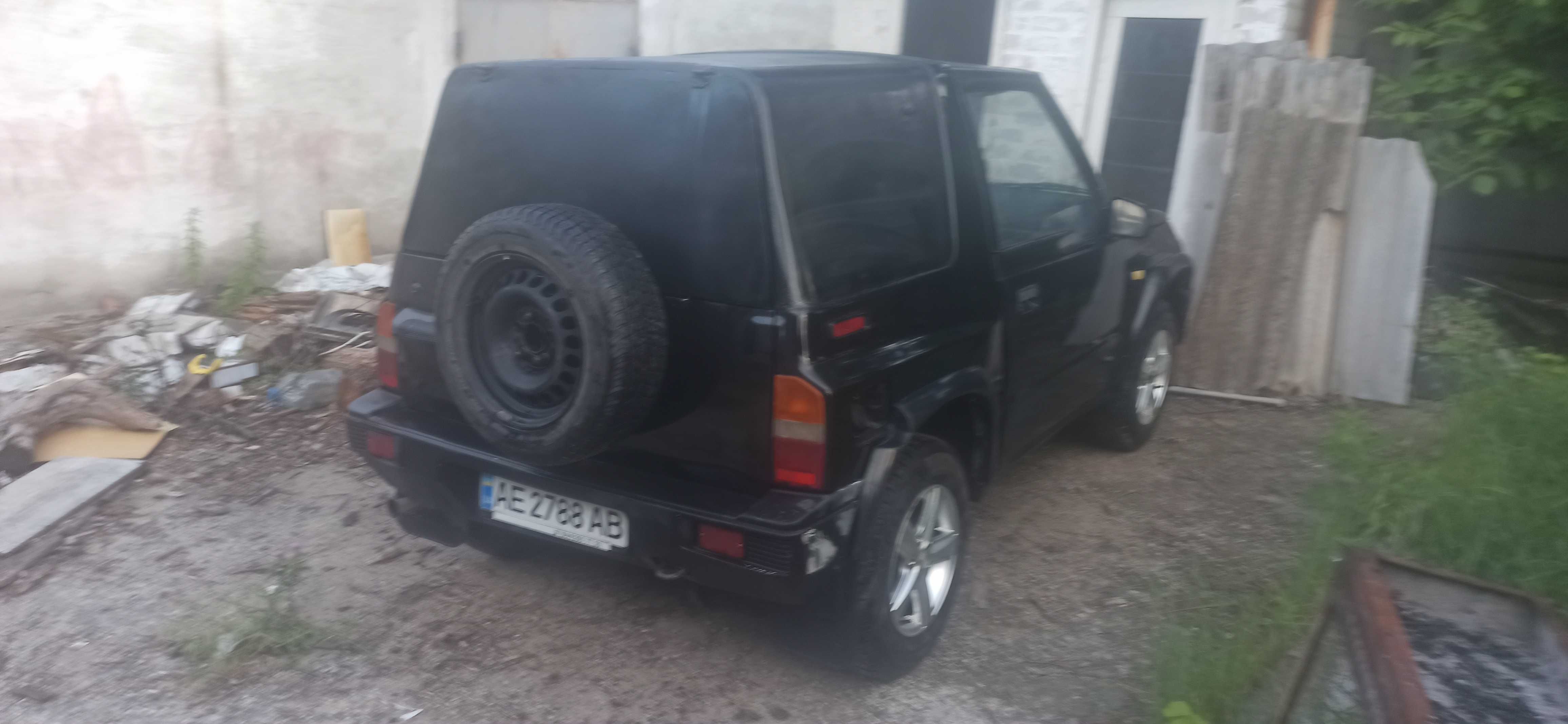 Продам автомобиль Suzuki Geo Tracker