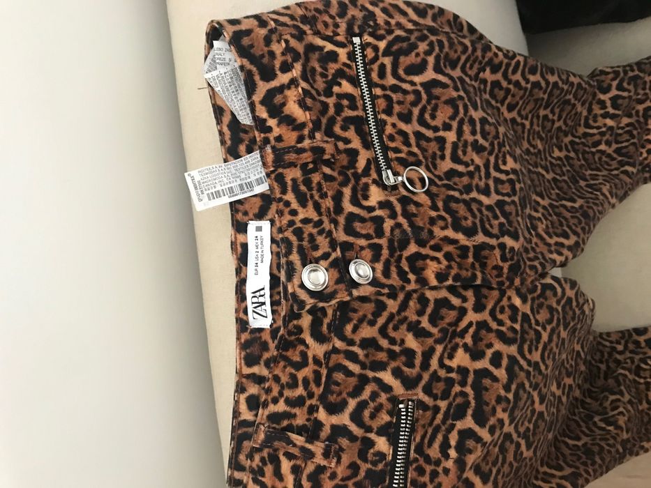 Calças animal print Zara