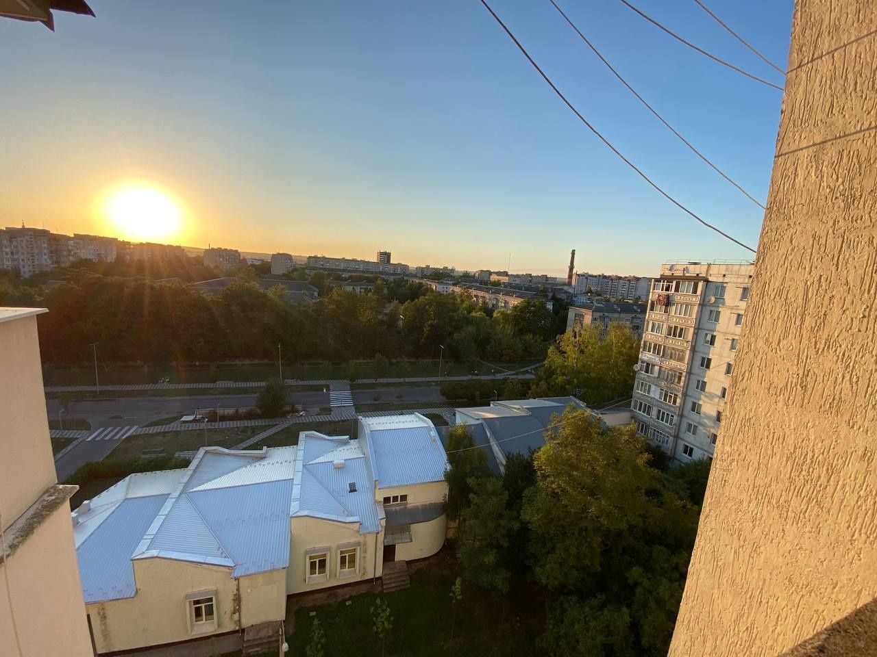 Терміновий продаж 3 кімн квартири по вул. Миколайчука поруч Арсену