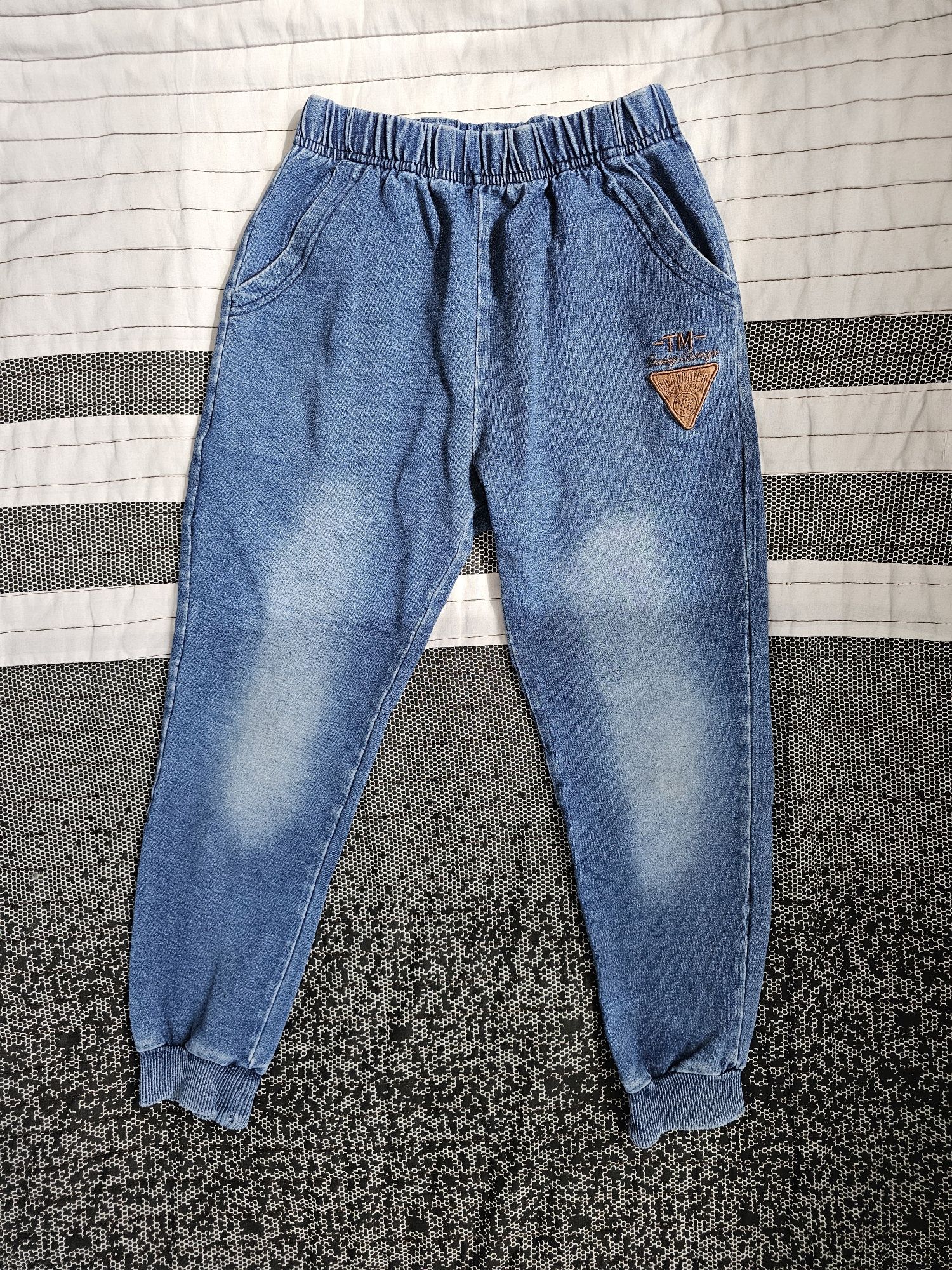 Jeans 128 spodnie
