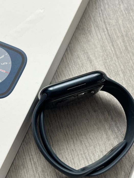 Apple Watch 8 45mm Midnight