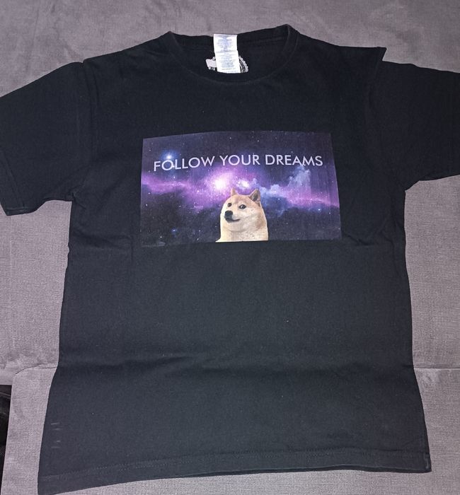 Koszulka czarna Pieseł