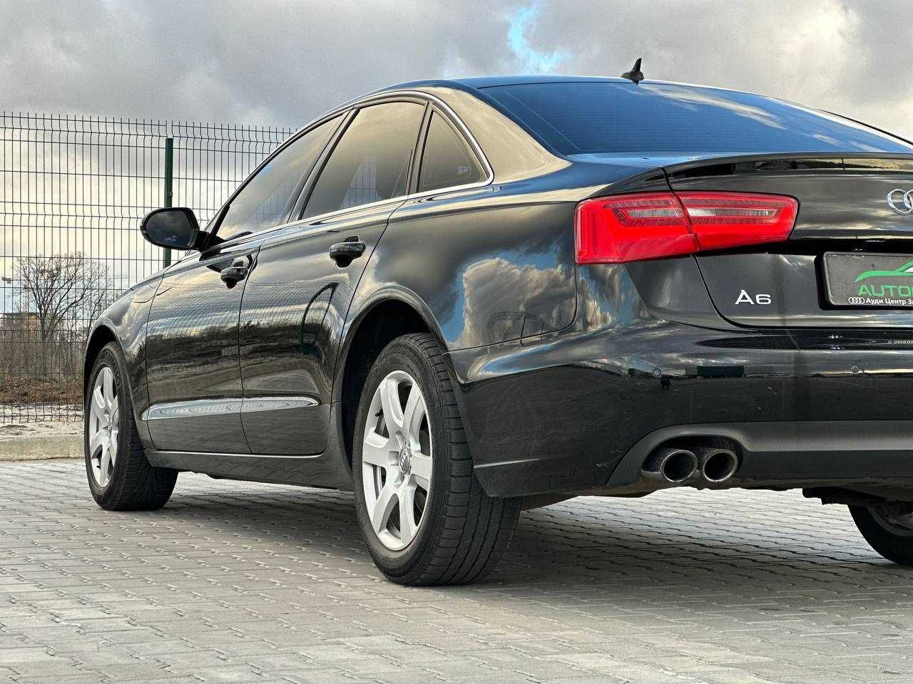 Audi A6 2012 Чорна