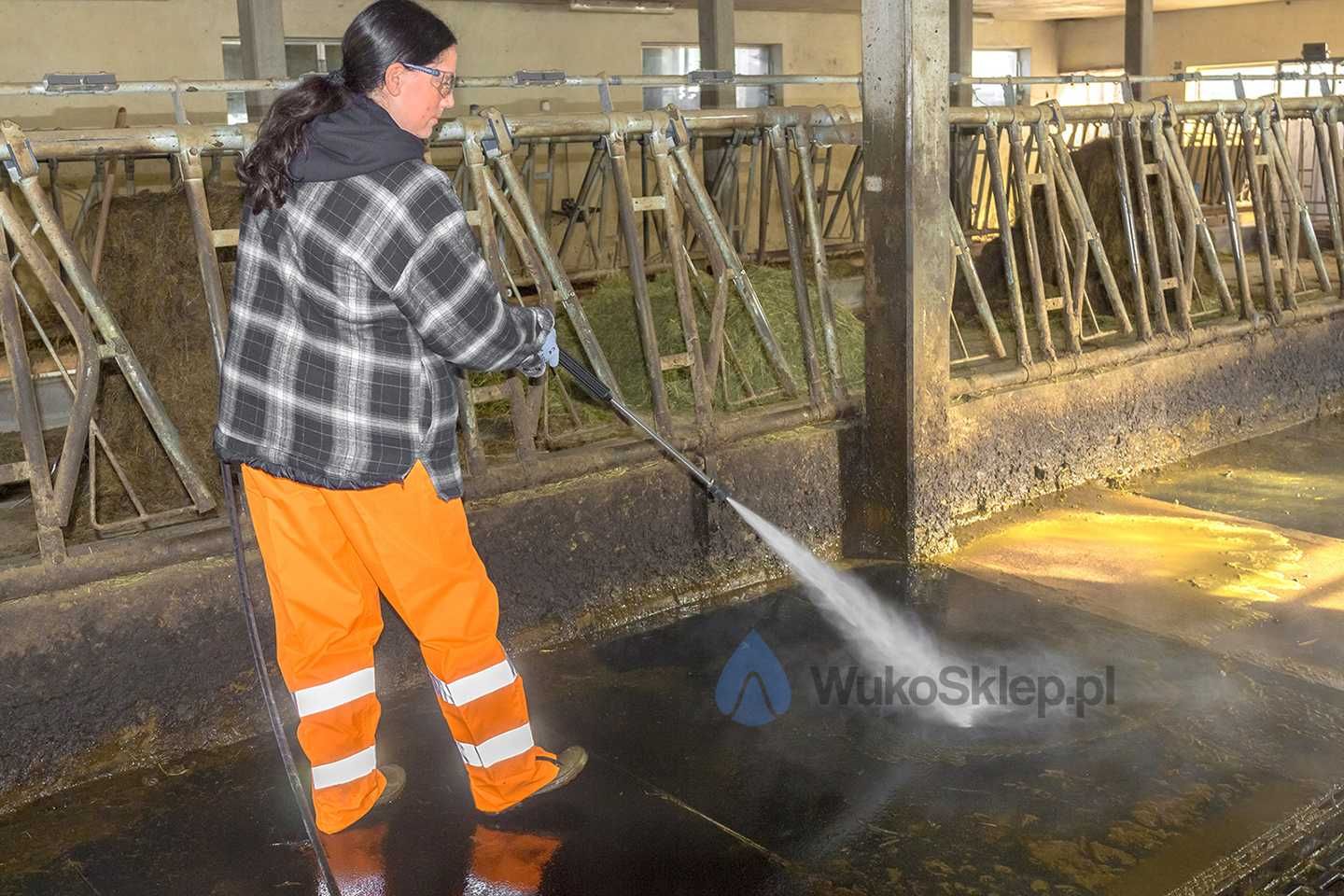 Talerz Mosmatic do mycia chlewni trzody obory kurników ubojni ferm
