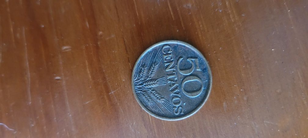 Várias moedas antigas