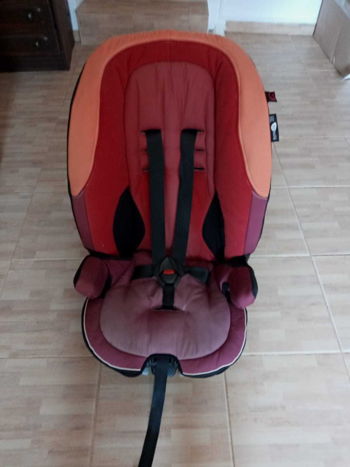 Cadeira auto de boa qualidade
