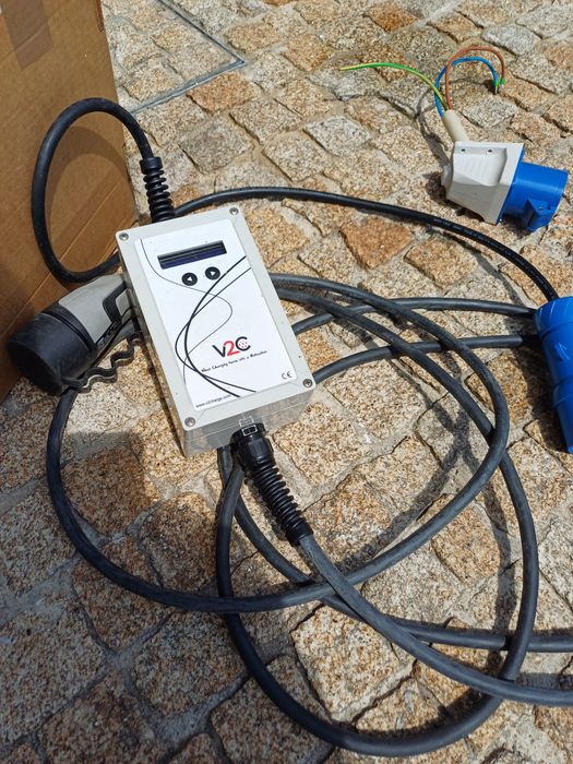 Carregador para viatura elétrica