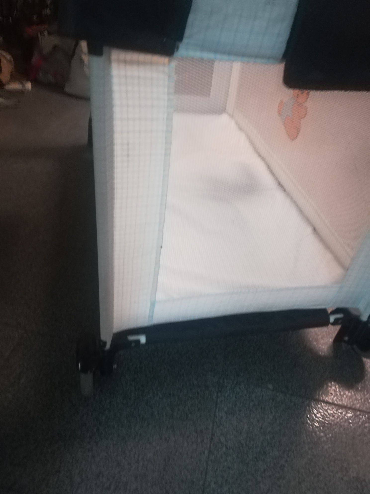 Cama de viagem para bebé e criança