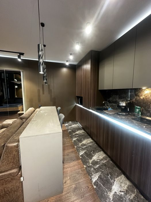 Дельмар апартаменты , VIP Мост Сити