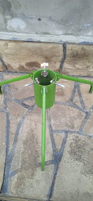 Підставка під живу ялинку метал